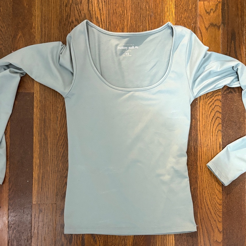 Aeropostale butter soft